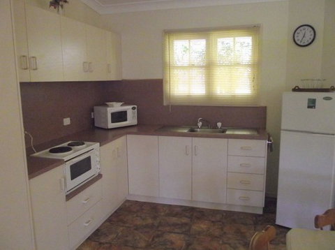 Octagon - Holiday Home - Accommodation Yamba 3