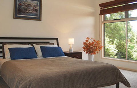 Ravensbourne Escape Kookaburra Kottage - Accommodation Yamba 1