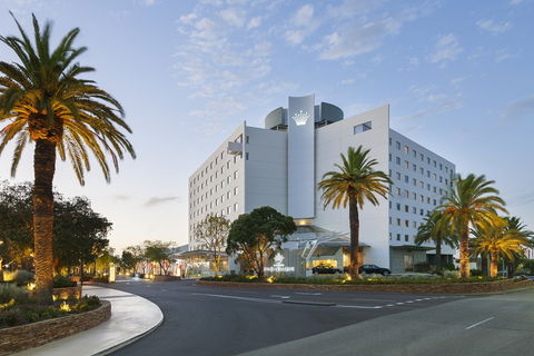 Crown Perth Promenade - Accommodation Yamba 2