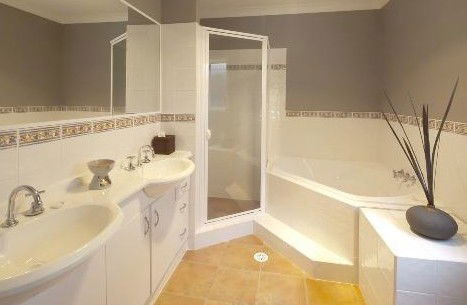 Avon Lodge Bribie Island - Accommodation Yamba 2