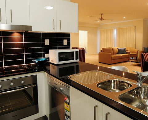 Gladstone City Central Apartment Hotel - Accommodation Yamba 2