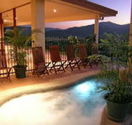 The Summit Rainforest Retreat - Accommodation Yamba