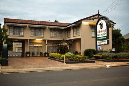 Abbotsleigh Motor Inn - Accommodation Yamba 0