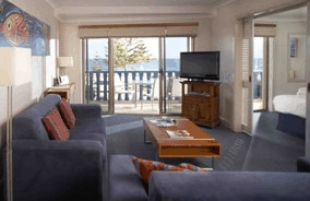 Seashells Serviced Apartments Scarborough - Accommodation Yamba 2