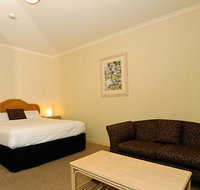 Quality Hotel Tiffins on the Park - Accommodation Yamba