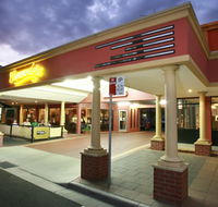 The Commodore Motor Inn - Accommodation Yamba