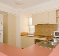 San Mateo on Broadbeach - Accommodation Yamba