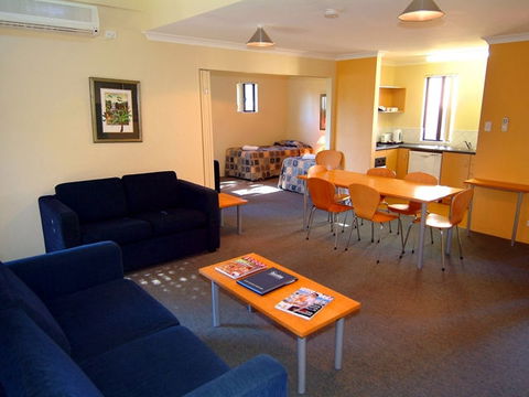 Amalfi Resort - Accommodation Yamba 1