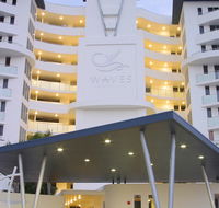 Waves Maroochy River - Accommodation Yamba