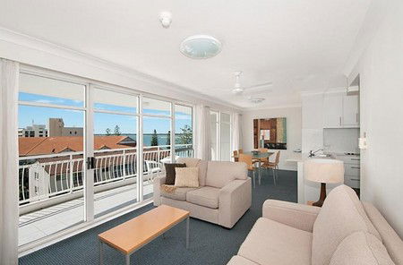 Atrium Resort - Accommodation Yamba 2