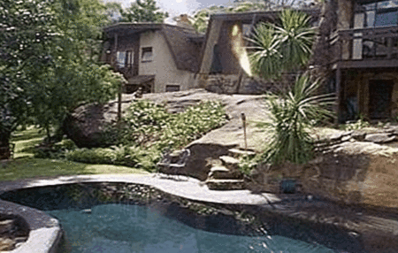 Studio Cottages Romantic Hideaway - Accommodation Yamba 1