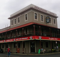 Semaphore Hotel - Accommodation Yamba