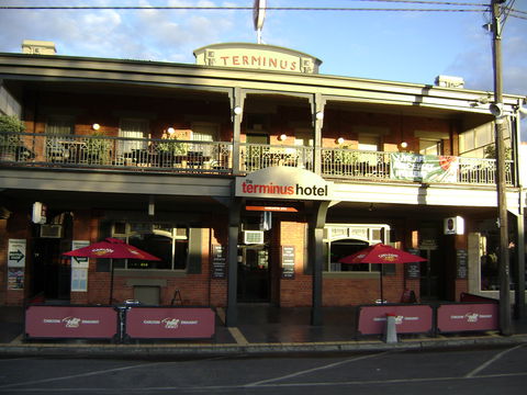 Terminus Hotel - Accommodation Yamba 0