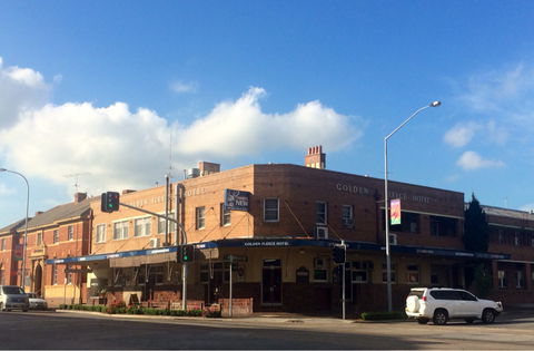 Golden Fleece Hotel - Accommodation Yamba 0