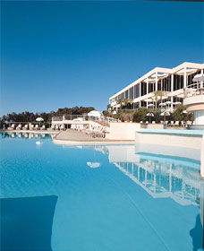 Absolute Beachfront Opal Cove Resort - Accommodation Yamba 0