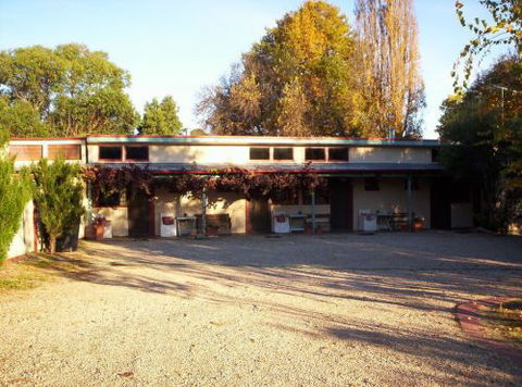 Colonial Motel Omeo - Accommodation Yamba 2