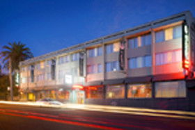 Paragon Sandor's On The Park - Accommodation Yamba 0