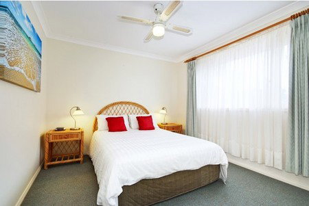 Beaches Serviced Apartments - Accommodation Yamba 2