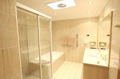 The Hermitage - Accommodation Yamba 4