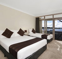 Waters Edge Country Comfort - Accommodation Yamba