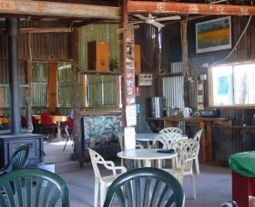 Peters Glengarry Hilton - Accommodation Yamba 0