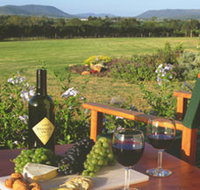 Tranquil Vale Vineyard Cottages - Accommodation Yamba