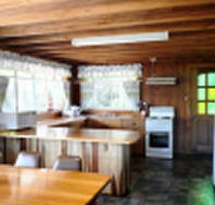 Arties - Accommodation Yamba