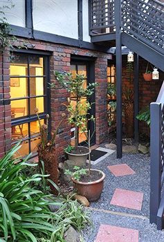 Holly Lodge - Accommodation Yamba 5