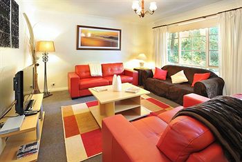Holly Lodge - Accommodation Yamba 6