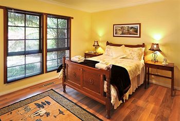 Holly Lodge - Accommodation Yamba 16