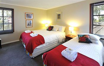 Holly Lodge - Accommodation Yamba 21