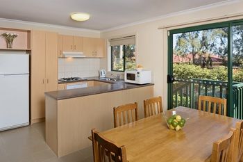 Apartments @ Mt Waverley - Accommodation Yamba 3