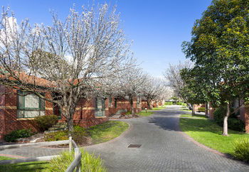 Apartments @ Mt Waverley - Accommodation Yamba 23