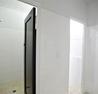 The Lakes Hotel - Accommodation Yamba