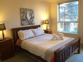 Australian Home Away @ Box Hill 21 - Accommodation Yamba 2