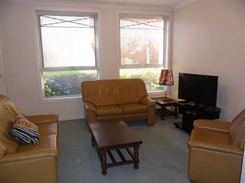 Australian Home Away @ Box Hill 21 - Accommodation Yamba 13