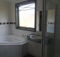 Australian Home Away  Box Hill 32 - Accommodation Yamba