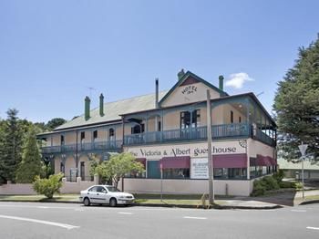 The Victoria & Albert Guesthouse - Accommodation Yamba 0