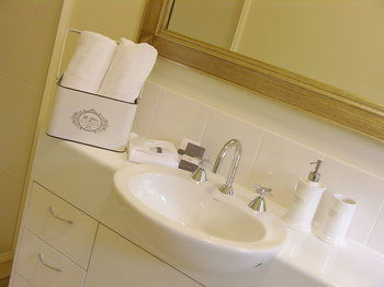 Apple Tree Cottage & Studio - Accommodation Yamba 2
