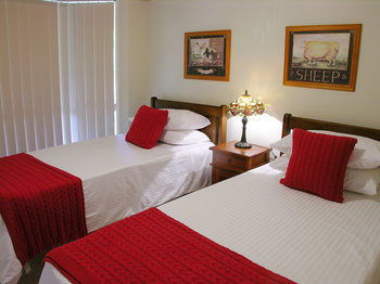 Apple Tree Cottage & Studio - Accommodation Yamba 8