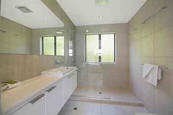 Andari - Accommodation Yamba 4