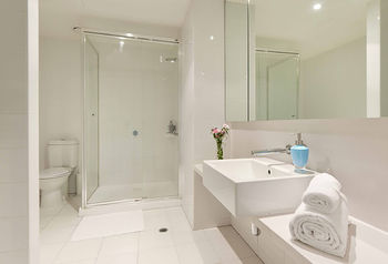 Anchor On Spencer - Accommodation Yamba 5