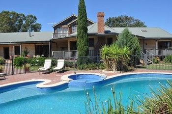 Yering Farm Wines - Accommodation Yamba 15