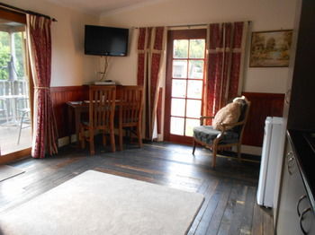 A Twist Of Willow - Accommodation Yamba 8