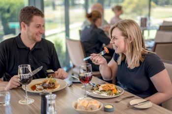 Lithgow Workies Club Motel - Accommodation Yamba 11