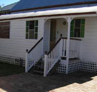 A Pine Cottage - Accommodation Yamba