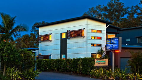 BEST WESTERN PLUS Quarterdecks Retreat - Accommodation Yamba 2