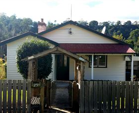 Brothers Town Cottage - Accommodation Yamba 0