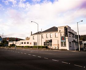 Kingston Hotel - Accommodation Yamba 0
