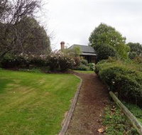 Camellia Cottage On Maple Hill - Accommodation Yamba